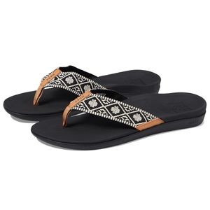 NWT Reef Ortho-Woven Women Flip Flops Size 8